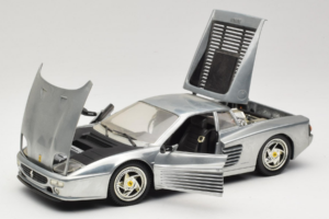 Ferrari 512M Chrome Silver Hot Wheels 1:18 25739 Diecast - image 2 of 8