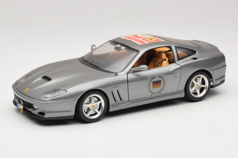 Ferrari 550 Maranello 25 Ferrari Model Club Silver Bburago 1:18 Ferrari 550 Maranello 25 Ferrari Model Club Silver Bburago 1:18 3344-S1 Diecast