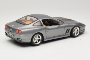 Ferrari 550 Maranello 25 Jahre Ferrari Model Club Silver 2nd Version Bburago 1:18 3064-S1 Diecast - image 3 of 8
