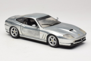 Ferrari 550 Maranello Chrome Silver Hot Wheels 1:18 25740 Diecast - image 6 of 8