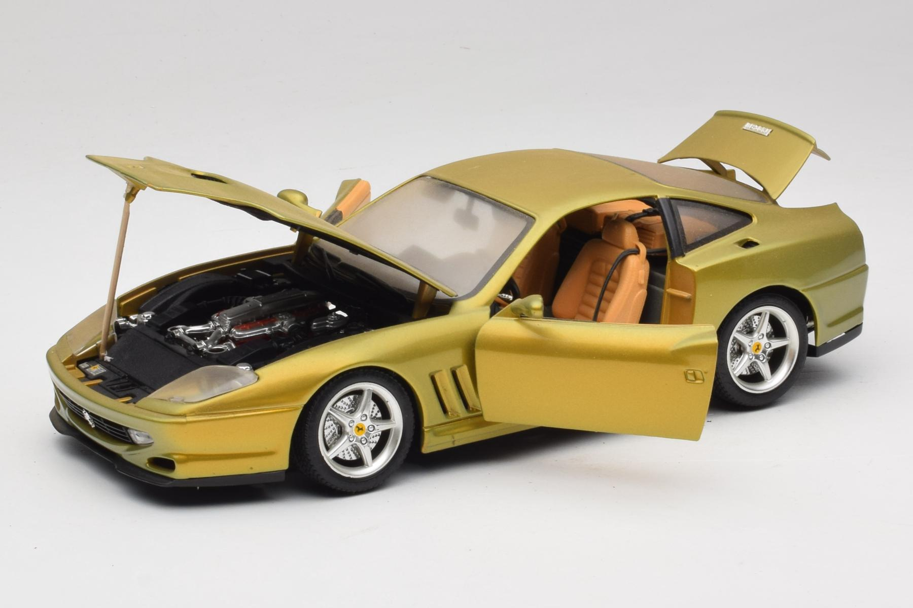Ferrari 550 Maranello Gold Metallic Braccio & Gotz Bburago 1:18