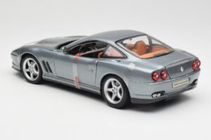 Ferrari 550 Maranello Grey Metallic Maisto 1:18 4839 Diecast - image 5 of 6