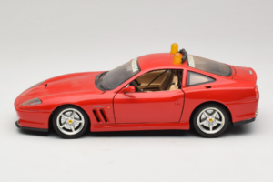 Ferrari 550 Maranello Safety Car Rosso Corsa Bburago 1:18 3064-P1 Diecast - image 4 of 8