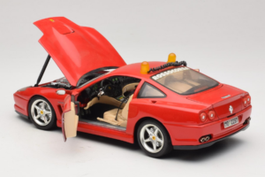 Ferrari 550 Maranello Safety Car Rosso Corsa Bburago 1:18 3064-P1 Diecast - image 5 of 8