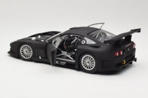 Ferrari 575 GTC GT1 2004 Kyosho 1:18 08391B Diecast - image 5 of 8