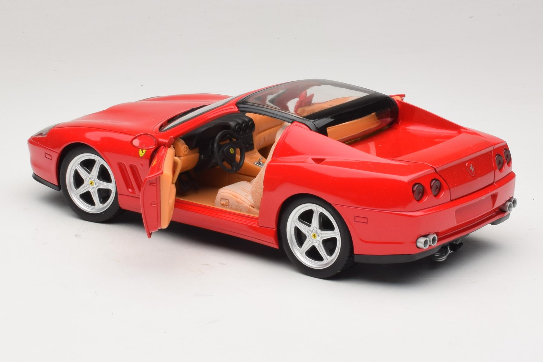 Hot Wheels Ferrari 575M Superamerica 1:18 Red