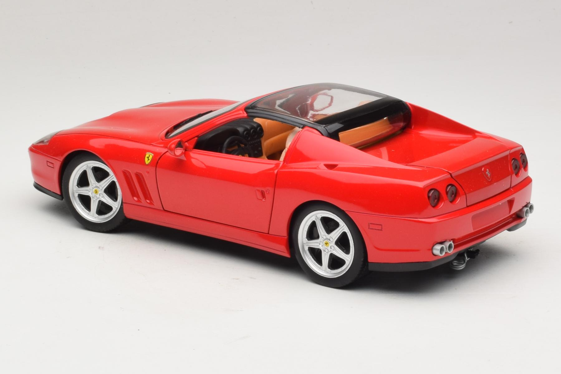 Hot Wheels Ferrari 575M Superamerica 1:18 Red