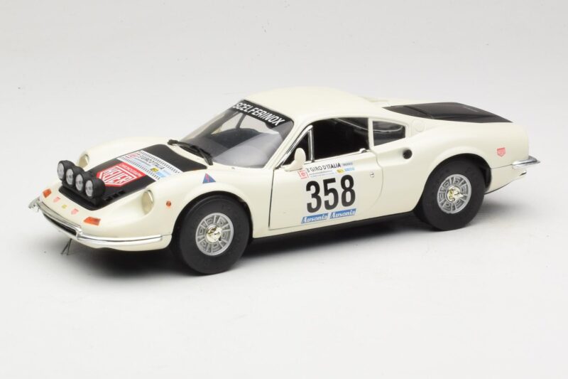 Ferrari Dino 246 GT White Anson 1:18 Ferrari Dino 246 GT White Anson 1:18 3580 Diecast