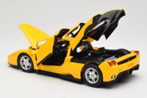 Ferrari Enzo Yellow Hot Wheels 1:18 C1550 Diecast - image 5 of 8