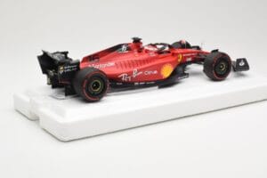 Ferrari F1-75 #16 C. Leclerc Winner Bahrain GP 2022 BBR 1:18 BBR221816 Resin - image 2 of 6