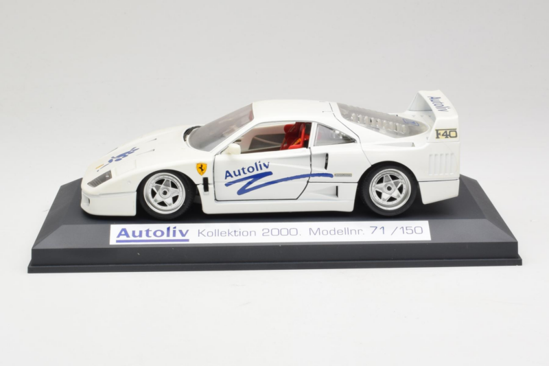 Ferrari F40 Autoliv White Limited Edition 150 pcs Exclusive Cars 1:18 EC001 Diecast