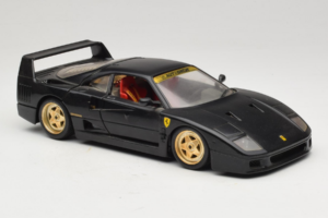 Ferrari F40 Black with Gold Wheels Bburago 1:18 3032-B2 Diecast - image 6 of 8