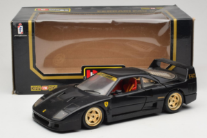 Ferrari F40 Black with Gold Wheels Bburago 1:18 3032-B2 Diecast - image 8 of 8