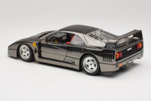 Ferrari F40 Chrome Black Bburago 1:18 3401-B1 Diecast - image 7 of 8