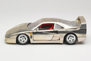 Ferrari F40 Chrome Silver Bburago 1:18 3401 Diecast - image 4 of 8