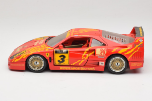 Ferrari F40 Evoluzione #3 Brummel Red 1987 Bburago 1:18 3022-P2 Diecast - image 4 of 8