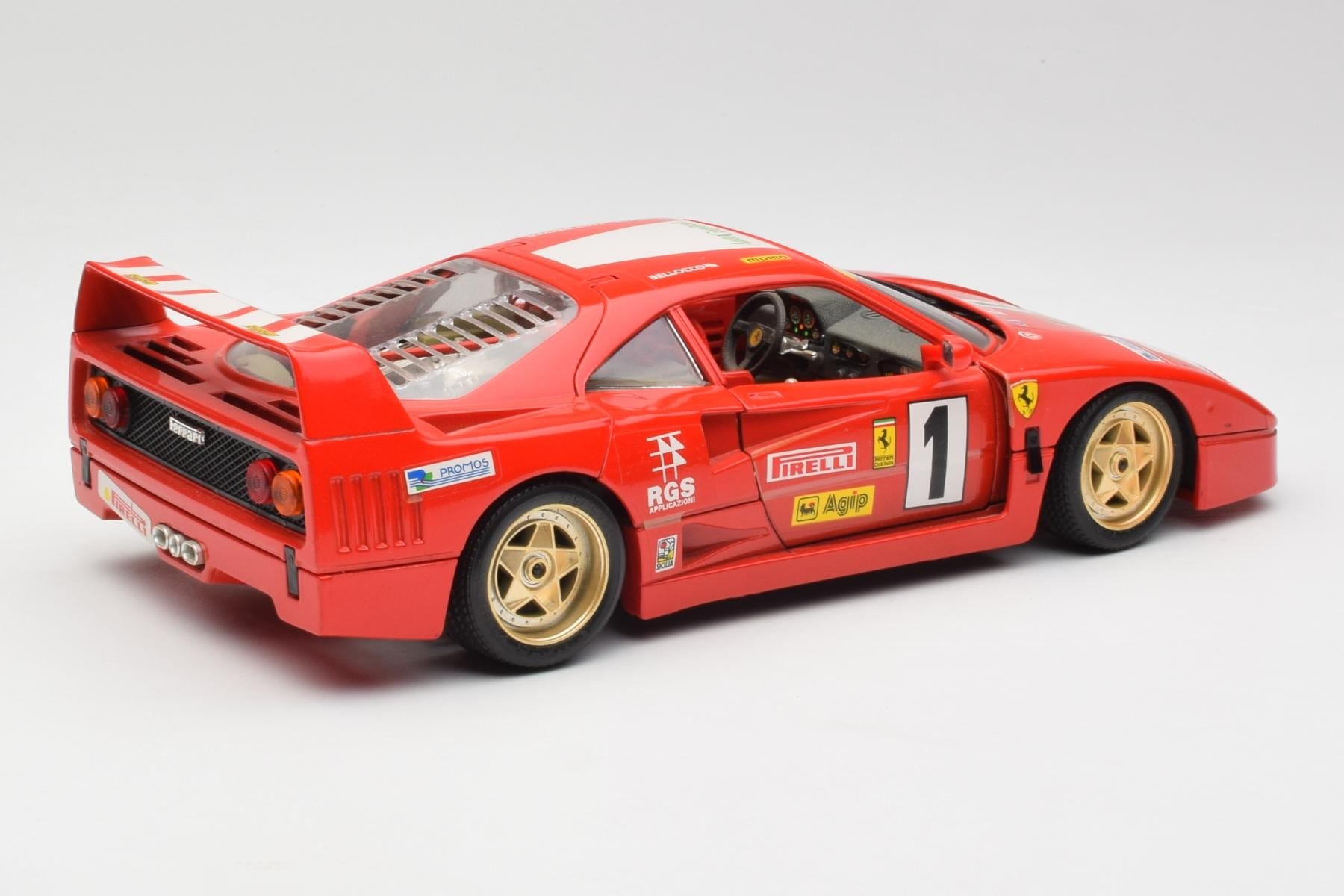 Ferrari F40 Evoluzione Bburago 1:18