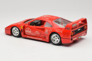 Ferrari F40 Evoluzione FC Nürnberg Special Edition Red Bburago 1:18 3042-FCN Diecast - image 7 of 8