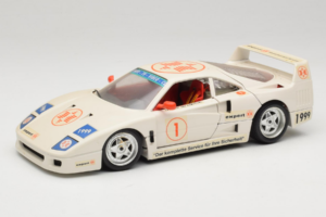 Ferrari F40 #1 Expert White 1987 Bburago 1:18 3332-W2 Diecast