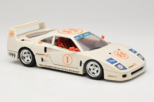 Ferrari F40 #1 Expert White 1987 Bburago 1:18 3332-W2 Diecast - image 6 of 8