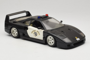 Ferrari F40 Highway Patrol Black White Bburago 1:18 3022-H1 Diecast - image 6 of 8