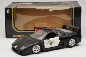 Ferrari F40 Highway Patrol Black White Bburago 1:18 3022-H1 Diecast - image 8 of 8