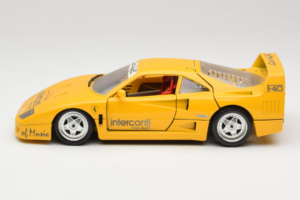 Ferrari F40 Interconti Car HiFi Yellow Bburago 1:18 3032-I1 Diecast - image 4 of 8