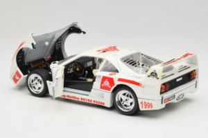 Ferrari F40 Kart-o-Mania White Bburago 1:18 3332-W3 Diecast - image 5 of 8