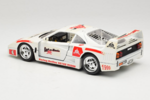 Ferrari F40 Kart-o-Mania White Bburago 1:18 3332-W3 Diecast - image 7 of 8