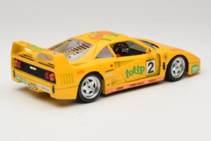 Ferrari F40 Totip Jolly Club #2 Yellow Bburago 1:18 3332-Y1 Diecast - image 3 of 8