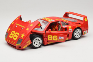 Ferrari F40 LM #86 Ch. Pozzi IMSA 24 Hours of Le Mans 1985 Red Bburago 1:18 3332-P6 Diecast - image 2 of 8