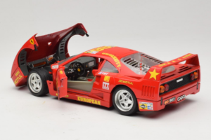 Ferrari F40 LM #86 Ch. Pozzi IMSA 24 Hours of Le Mans 1985 Red Bburago 1:18 3332-P6 Diecast - image 5 of 8