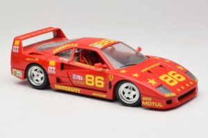 Ferrari F40 LM #86 Ch. Pozzi IMSA 24 Hours of Le Mans 1985 Red Bburago 1:18 3332-P6 Diecast - image 6 of 8