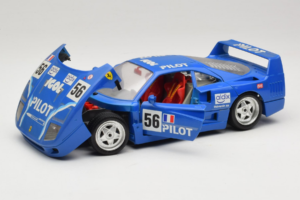 Ferrari F40 Pilot #56 Blue Bburago 1:18 3332-BL1 Diecast - image 2 of 8