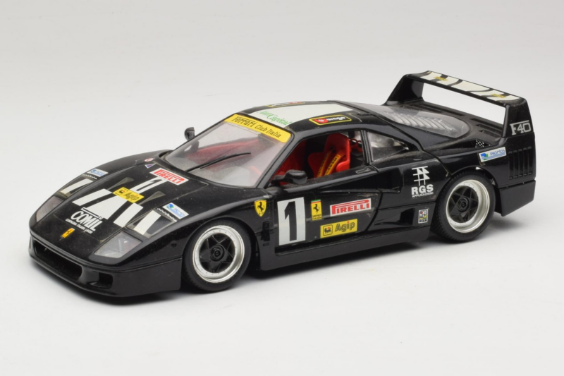 Ferrari F40 Pirelli Agip #1 Black Bburago 1:18 3332-B1 Diecast