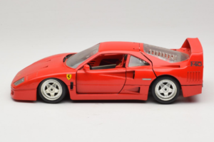 Ferrari F40 Red Diamond Edition Bburago 1:18 3022-P1 Diecast - image 4 of 8