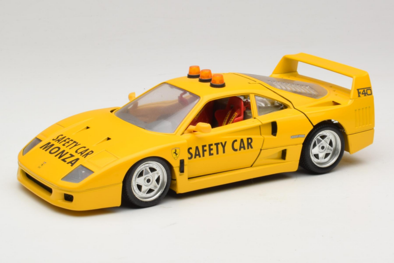Ferrari F40 Safety Car Yellow Bburago 1:18 3032-Y2 Diecast