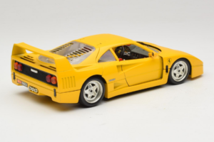 Ferrari F40 Yellow Bburago 1:18 3032-Y1 Diecast - image 3 of 8