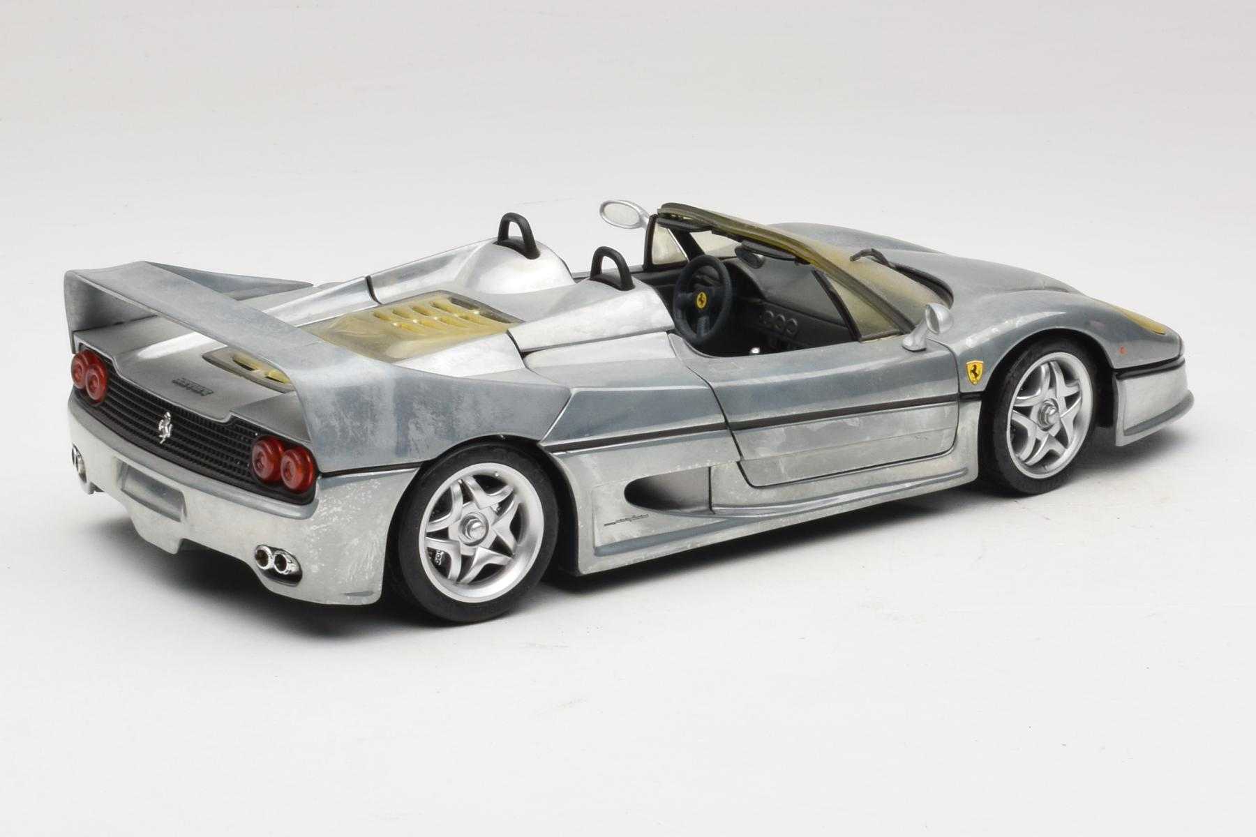 Hot Wheels Ferrari F50 1:18 Chrome Silver Edition