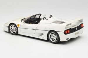 Ferrari F50 Convertible White Bburago 1:18 3352-W1 Diecast - image 7 of 8