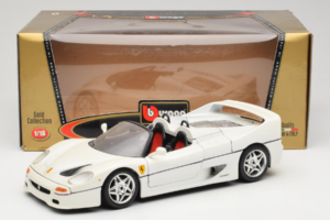 Ferrari F50 Convertible White Bburago 1:18 3352-W1 Diecast - image 8 of 8