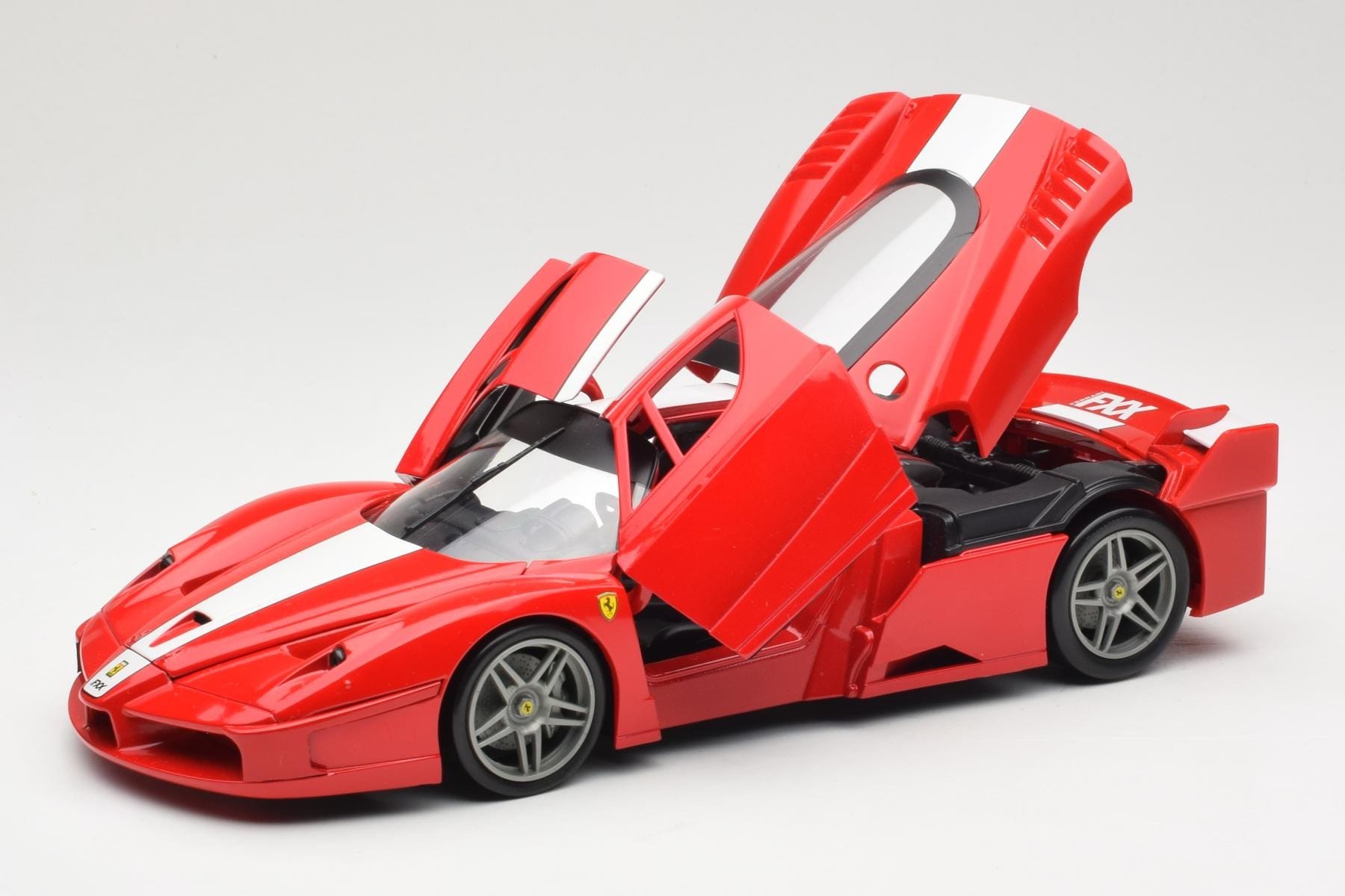 Ferrari FXX Red Hot Wheels 1:18