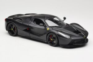 Ferrari LaFerrari F150 Matte Black Bburago 1:18 18-16901BK Diecast - image 6 of 8
