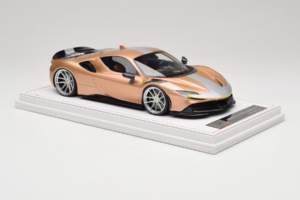 Ferrari SF90 Novitec Gold Silver Stripe IVY Merit 1:18 REMC028 Resin - image 4 of 7