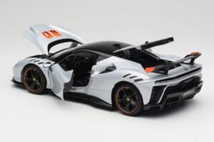 Ferrari SF90 XX Stradale Arctic White Bburago 1:18 18-16020W Diecast - image 5 of 8