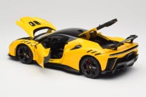 Ferrari SF90 XX Stradale Giallo Modena Bburago 1:18 18-16020Y Diecast - image 5 of 8