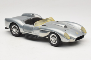 Ferrari Testa Rossa Chrome Silver Hot Wheels 1:18 25737 Diecast - image 6 of 8