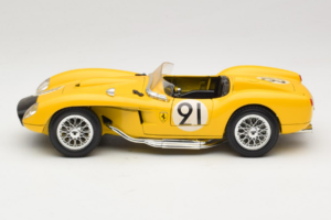Ferrari 250 Testa Rossa #91 Yellow Limited Edition Bburago 1:18 3007-Y1 Diecast - image 4 of 8