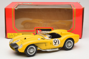 Ferrari 250 Testa Rossa #91 Yellow Limited Edition Bburago 1:18 3007-Y1 Diecast - image 8 of 8