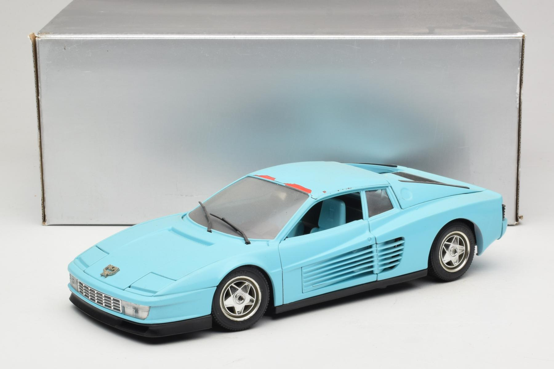 Bburago Ferrari Testarossa 1:18 Borsenmodell Blue